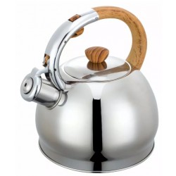 Tējkanna ar svilpi, 2l. Koka apdares rokturis.